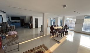 6 Bedrooms Whole Building for sale in Chatuchak, Bangkok 