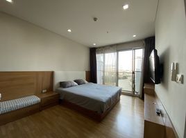 2 Schlafzimmer Wohnung zu vermieten im Le Luk Condominium, Phra Khanong Nuea