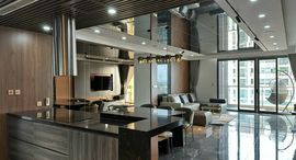 Available Units at Dolphin Plaza