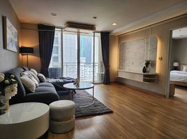 2 Bedroom Apartment for rent at Asoke Place, Khlong Toei Nuea