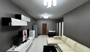 Пентхаус, 1 спальня на продажу в Sena Nikhom, Бангкок Supalai Park Kaset