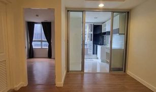 1 Bedroom Condo for sale in Din Daeng, Bangkok The Kris Ratchada 17