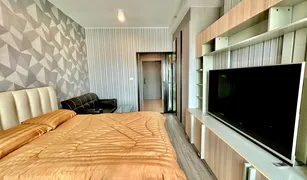 1 Bedroom Condo for sale in Hua Mak, Bangkok Ideo Ramkhamhaeng Lamsali Station