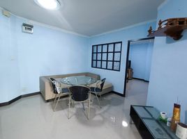 2 Schlafzimmer Wohnung zu verkaufen im Sathorn Happy Land Tower, Thung Wat Don