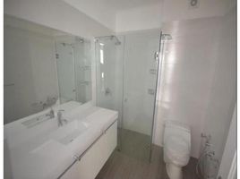 4 Bedroom House for sale in Media Luna Park, San Miguel, Miraflores