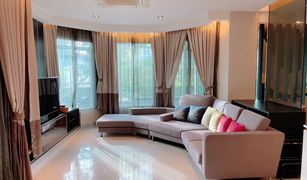 4 Schlafzimmern Haus zu verkaufen in Prawet, Bangkok Golden Nakara