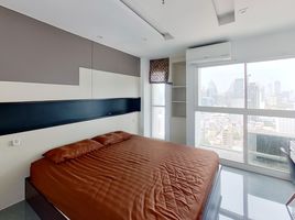 1 Schlafzimmer Wohnung zu verkaufen im Sukhumvit Suite, Khlong Toei Nuea