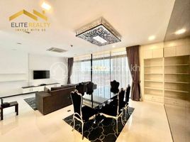 3 Schlafzimmer Wohnung zu vermieten im 3Bedrooms Service Apartment In Daon Penh, Phsar Thmei Ti Bei
