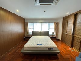 3 Schlafzimmer Appartement zu vermieten im Le Raffine Sukhumvit 24, Khlong Tan