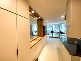 2 Bedroom Condo for sale at Asoke Place, Khlong Toei Nuea