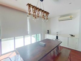 3 Bedroom Apartment for rent at Benviar Tonson Residence, Lumphini, Pathum Wan