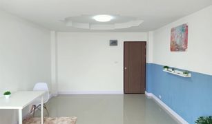 1 Bedroom Condo for sale in Bang Bamru, Bangkok Thippharoek Condominium