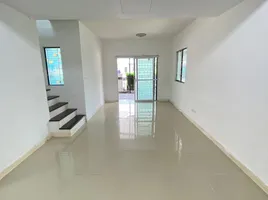 3 Bedroom House for rent at Baan Pruksa 83 Boromratchonnanee-Sai 5, Bang Toei, Sam Phran, Nakhon Pathom
