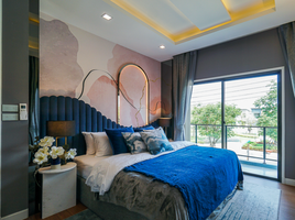 5 Schlafzimmer Haus zu verkaufen im Venue ID Mortorway-Rama9, Khlong Song Ton Nun