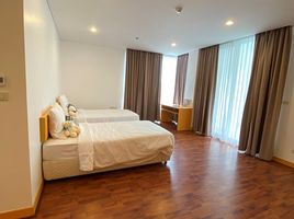 4 Schlafzimmer Wohnung zu vermieten im Shama Ekamai Bangkok, Phra Khanong Nuea
