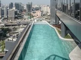 2 Bedroom Condo for sale at Ideo Mobi Asoke, Bang Kapi