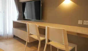 1 Bedroom Condo for sale in Lumphini, Bangkok Life One Wireless