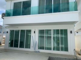 5 Schlafzimmer Villa zu vermieten in Phuket, Ko Kaeo, Phuket Town, Phuket