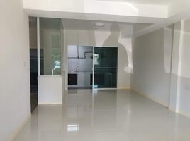 3 Schlafzimmer Haus zu verkaufen im Indy 2 Srinakarin, Phraeksa, Mueang Samut Prakan