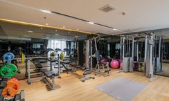 Fotos 3 of the Fitnessstudio at Regal Condo Sathorn - Naradhiwas