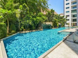 1 Bedroom Apartment for sale at Club Royal, Na Kluea