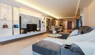 2 Bedrooms Condo for sale in Thanon Phaya Thai, Bangkok Petch 9 Tower