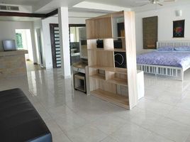 2 Schlafzimmer Penthouse zu vermieten im Eden Village Residence, Patong