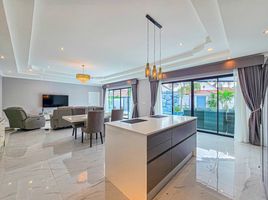 4 Schlafzimmer Haus zu verkaufen im Freeway Villas, Nong Prue