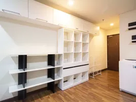 1 спален Квартира в аренду в Le Luk Condominium, Phra Khanong Nuea