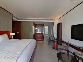 Студия Кондо в аренду в SilQ Hotel and Residence, Khlong Tan