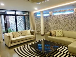 5 Bedroom Villa for rent at Levara Residence, Khlong Tan