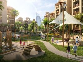 4 Bedroom Apartment for sale at Lamaa, Madinat Jumeirah Living, Umm Suqeim