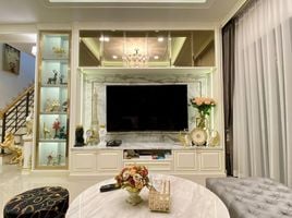 ขายบ้านเดี่ยว 4 ห้องนอน ในโครงการ เซนโทร ราชพฤกษ์ 2, บางกร่าง, เมืองนนทบุรี, นนทบุรี, ไทย
