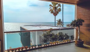 3 Schlafzimmern Wohnung zu verkaufen in Na Kluea, Pattaya Ananya Beachfront Wongamat