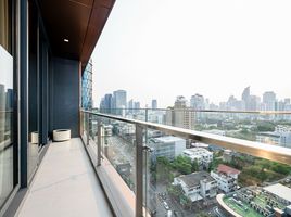1 Bedroom Condo for sale at Khun By Yoo, Khlong Tan Nuea