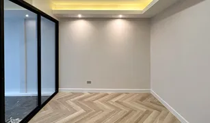 5 Bedrooms Townhouse for sale in Khlong Tan Nuea, Bangkok The Park Lane 22