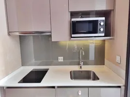 Studio Condo for rent at Whizdom Essence, Bang Chak