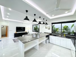 3 Bedroom Villa for sale in Samui International Airport, Bo Phut, Maret