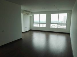 3 Bedroom Apartment for sale at Supalai Prima Riva, Chong Nonsi