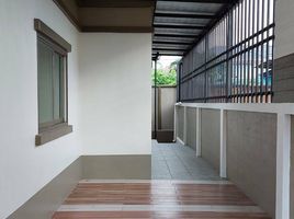 4 Bedroom Villa for sale at Baan Seri Place, Krathum Lom, Sam Phran