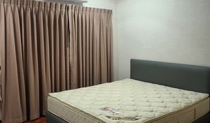 Bang Chak, ဘန်ကောက် Leon Sukhumvit 62 တွင် 4 အိပ်ခန်းများ တိုက်တန်း ရောင်းရန်အတွက်