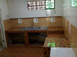 4 Schlafzimmer Reihenhaus zu verkaufen im Baan Uea Aree, Nonsi