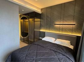 1 Schlafzimmer Wohnung zu verkaufen im Chapter Chula-Samyan, Maha Phruettharam
