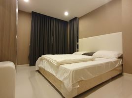 2 Schlafzimmer Wohnung zu verkaufen im Elements Srinakarin, Nong Bon