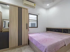 วิลล่า 4 ห้องนอน ให้เช่า ในโครงการ Natheekarn Park View , โป่ง, พัทยา
