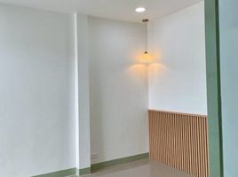 Studio Reihenhaus zu verkaufen im Baan Ruean Suk 2, Lam Phak Kut, Thanyaburi, Pathum Thani