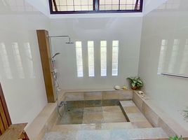 3 Bedroom Villa for sale in San Phranet, San Sai, San Phranet