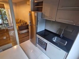 1 Bedroom Condo for rent at The Crest Sukhumvit 49, Khlong Tan Nuea