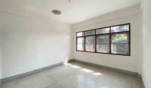 2 Bedrooms Townhouse for sale in Bang Sue, Bangkok 