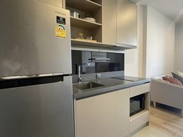 1 Bedroom Condo for rent at Oka Haus, Khlong Tan, Khlong Toei, Bangkok